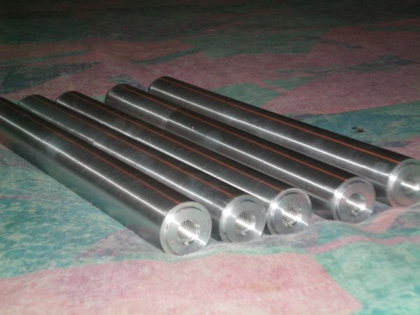 25 spacer rods.jpg